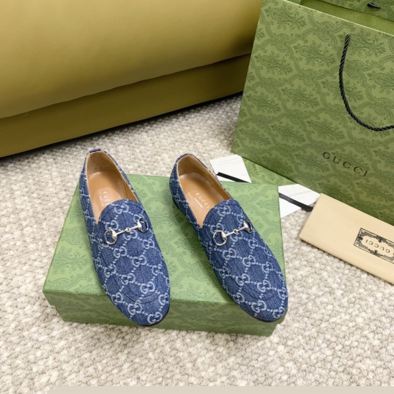 G*u*i leather shoes